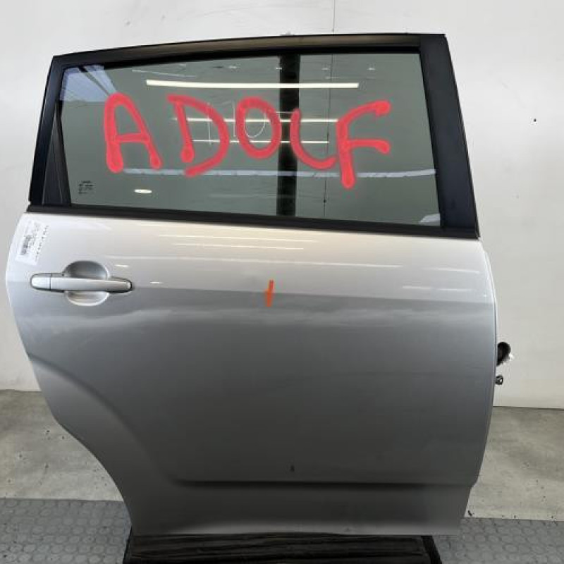 Porte arriere droit TOYOTA COROLLA VERSO 2 Photo n°1