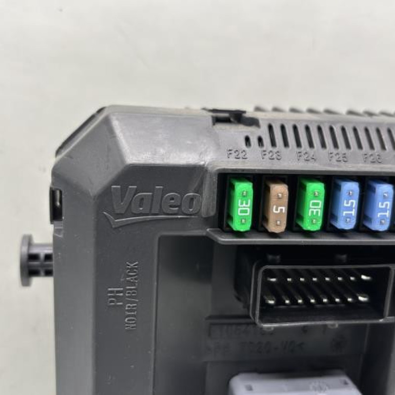 Boitier BSI PEUGEOT 308 2 Photo n°2