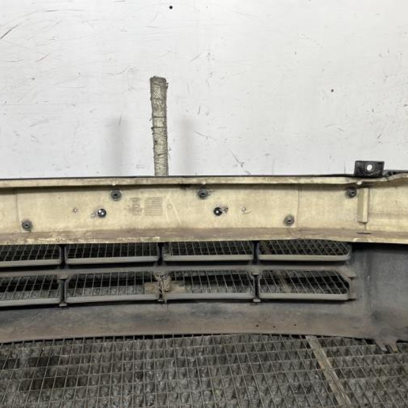 Pare choc avant RENAULT MASTER 2 Photo n°6