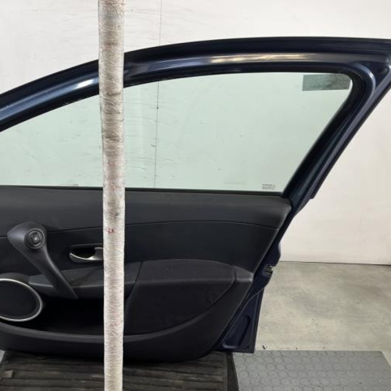 Porte avant droit RENAULT CLIO 3 Photo n°7