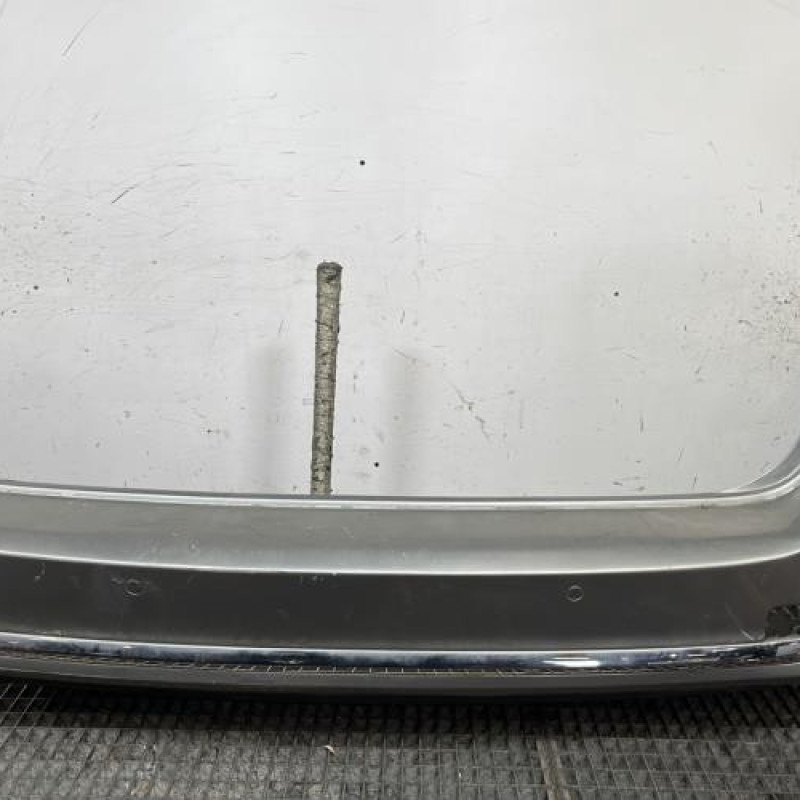 Pare choc arriere VOLKSWAGEN PASSAT 6 Photo n°1