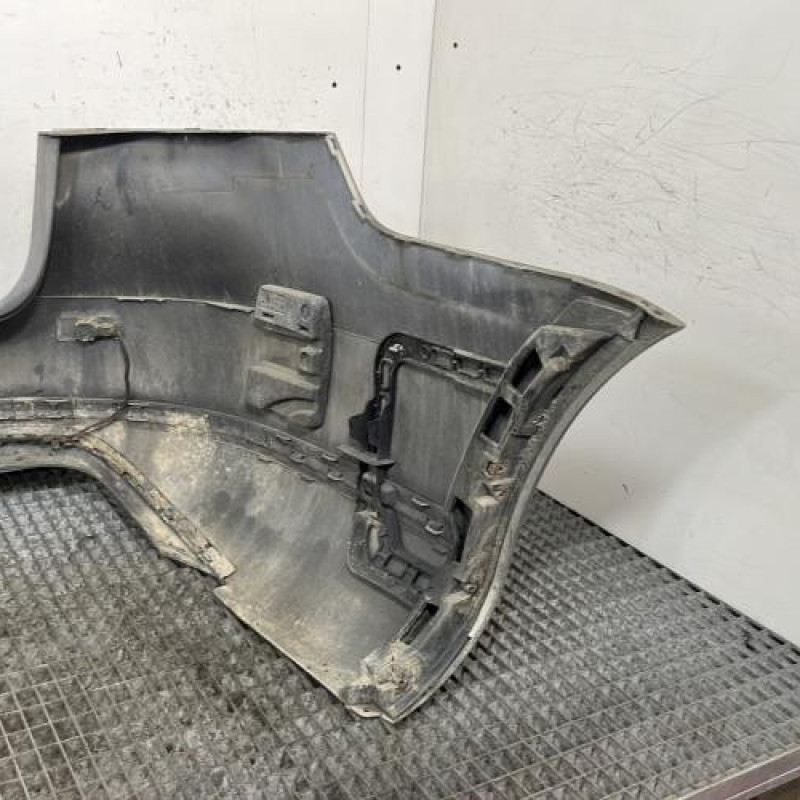 Pare choc arriere VOLKSWAGEN PASSAT 6 Photo n°4
