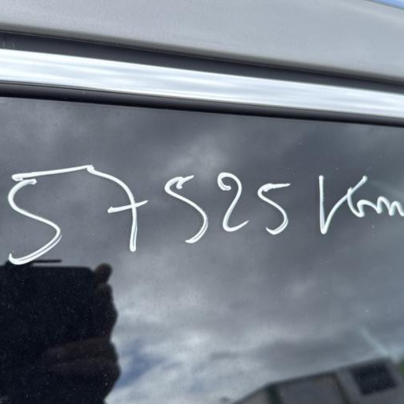 Pare choc arriere VOLKSWAGEN PASSAT 6 Photo n°11