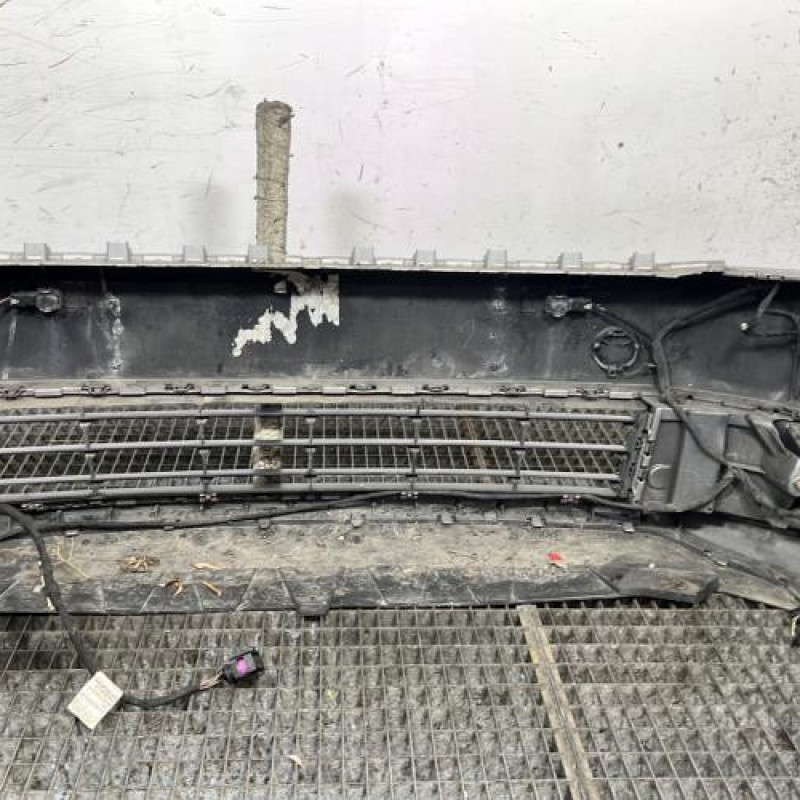 Pare choc avant VOLKSWAGEN PASSAT 6 Photo n°5