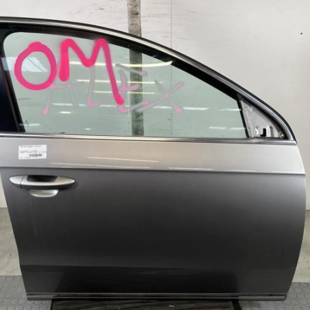 Porte avant droit VOLKSWAGEN PASSAT 6 Photo n°1