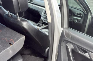Porte avant droit VOLKSWAGEN PASSAT 6