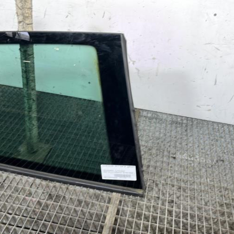 Custode arriere gauche VOLKSWAGEN GOLF 6 Photo n°3