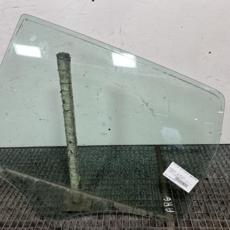 Vitre arriere gauche MERCEDES CLASSE A 169 Photo n°1