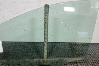 Vitre avant gauche MERCEDES CLASSE A 169 Photo n°1