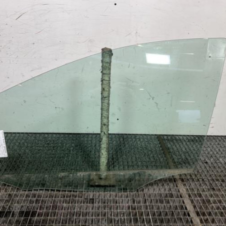 Vitre avant gauche MERCEDES CLASSE A 169 Photo n°1