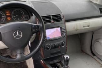 Vitre avant gauche MERCEDES CLASSE A 169