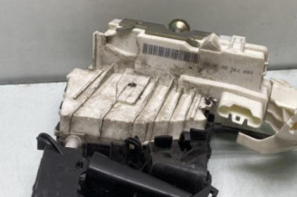 Serrure arriere droit MERCEDES CLASSE A 169