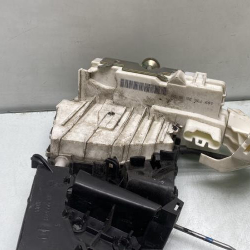 Serrure arriere droit MERCEDES CLASSE A 169 Photo n°2