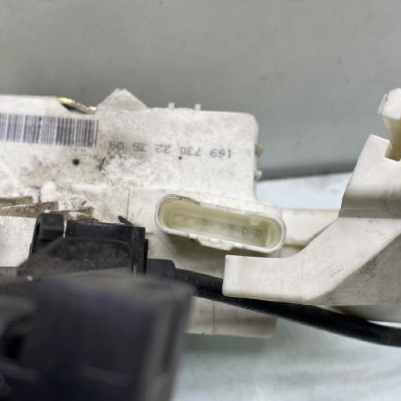 Serrure arriere droit MERCEDES CLASSE A 169 Photo n°3