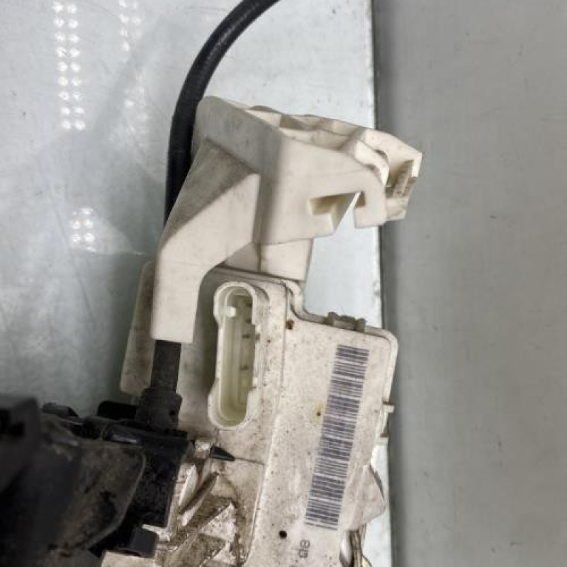 Serrure arriere gauche MERCEDES CLASSE A 169 Photo n°4