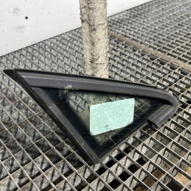 Custode avant droit VOLKSWAGEN GOLF 7 Photo n°2