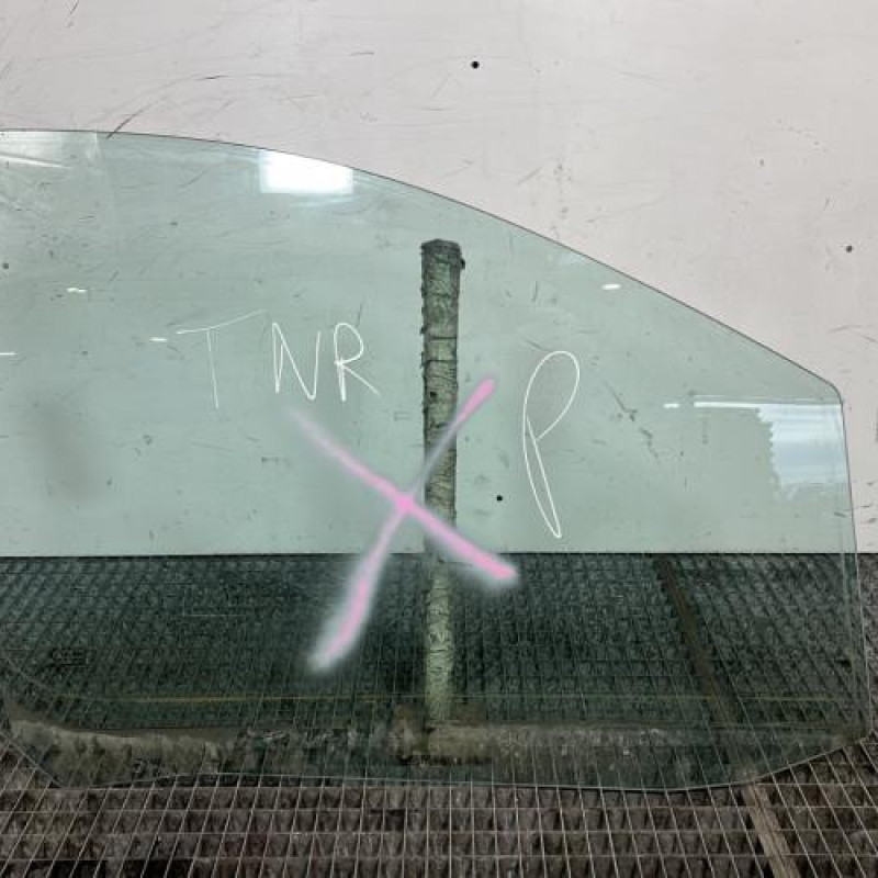 Vitre avant droit PEUGEOT EXPERT 2 Photo n°1