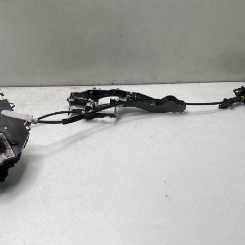 Serrure avant droit PEUGEOT EXPERT 2 Photo n°1