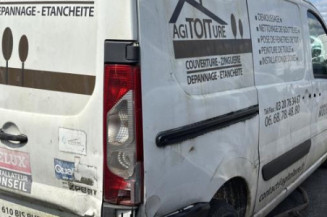 Serrure avant gauche PEUGEOT EXPERT 2