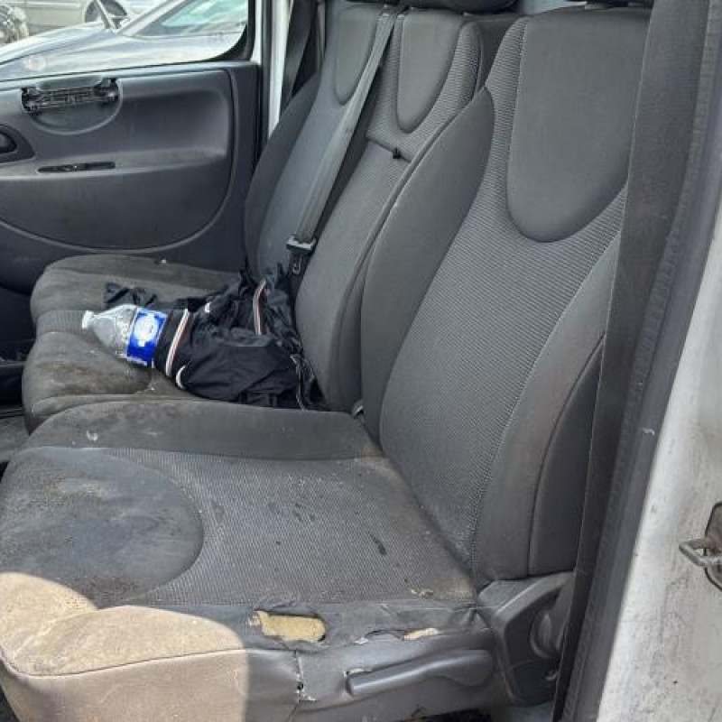 Serrure avant gauche PEUGEOT EXPERT 2 Photo n°18