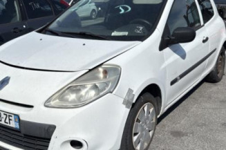 Custode arriere gauche RENAULT CLIO 3