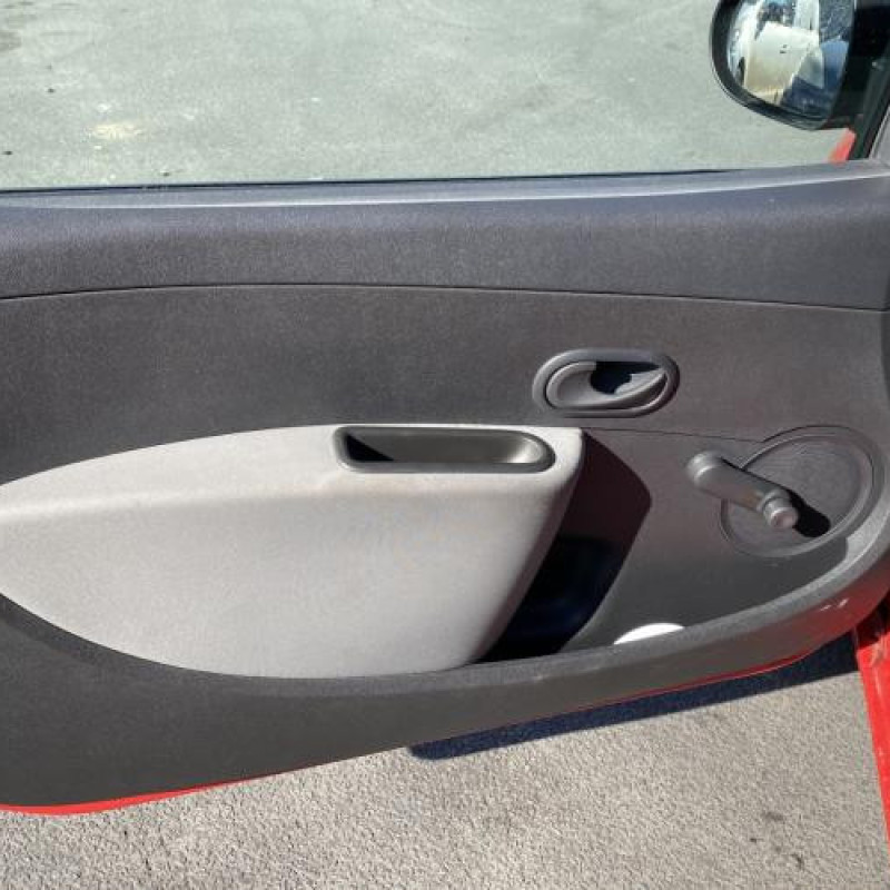 Custode arriere gauche RENAULT CLIO 3 Photo n°13