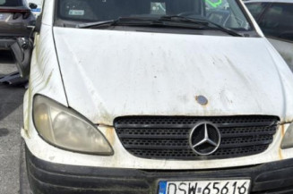 Custode avant droit MERCEDES VITO 639