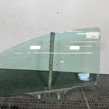 Vitre avant gauche PEUGEOT 307 Photo n°1