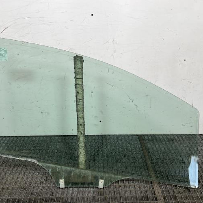 Vitre avant gauche PEUGEOT 307 Photo n°4