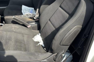 Vitre avant gauche PEUGEOT 307