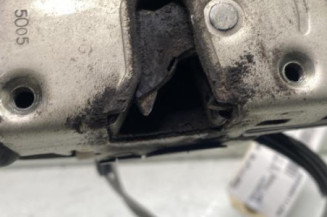 Serrure avant gauche PEUGEOT 307