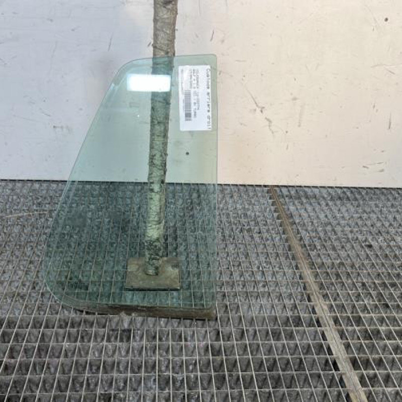 Custode arriere droit (porte) VOLKSWAGEN GOLF 4 Photo n°1