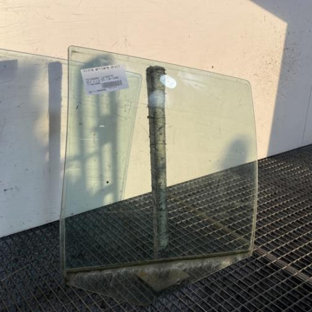 Vitre arriere droit VOLKSWAGEN GOLF 4