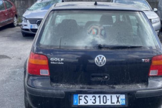 Vitre arriere droit VOLKSWAGEN GOLF 4