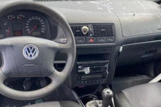 Vitre arriere droit VOLKSWAGEN GOLF 4