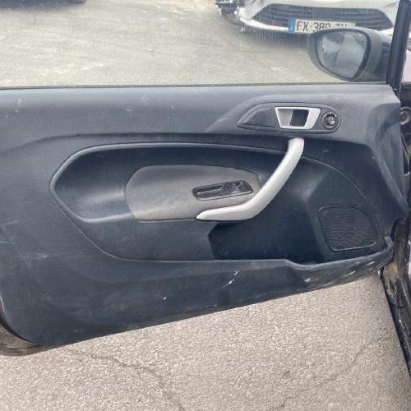 Porte avant gauche FORD FIESTA 6 Photo n°13