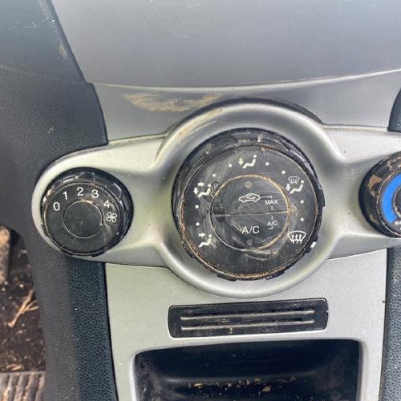 Porte avant gauche FORD FIESTA 6 Photo n°17