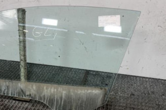 Vitre avant gauche FORD FIESTA 6