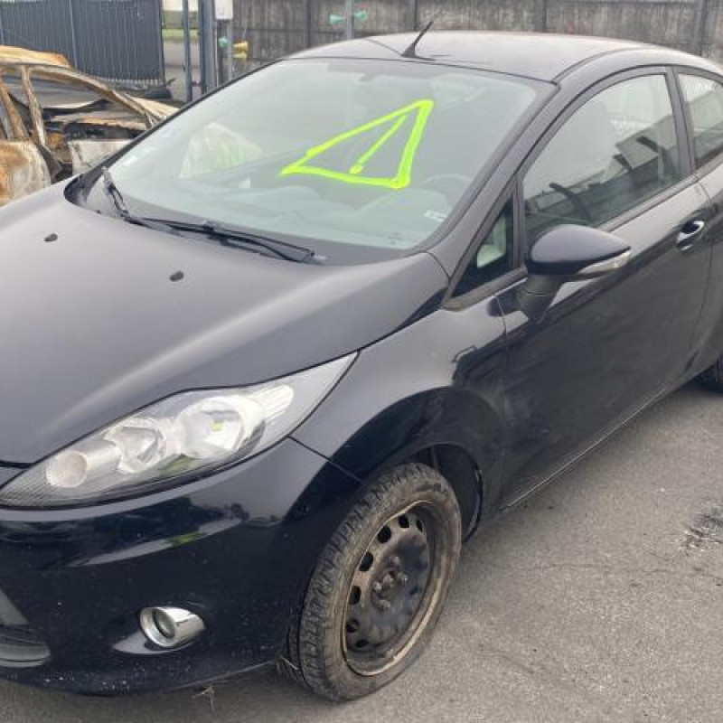 Vitre avant gauche FORD FIESTA 6 Photo n°5