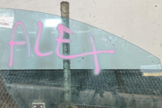 Vitre avant droit MERCEDES CLASSE CLS 219 Photo n°1