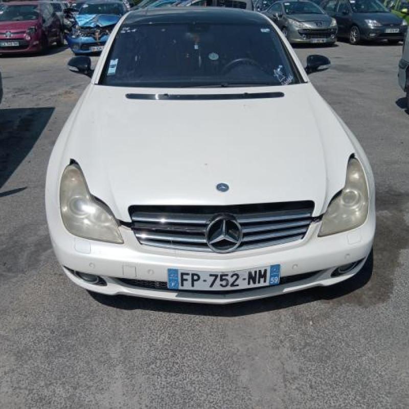 Vitre avant droit MERCEDES CLASSE CLS 219 Photo n°14