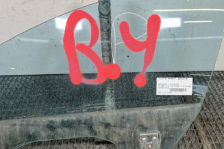 Vitre avant gauche MERCEDES CLASSE CLS 219 Photo n°1