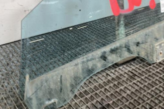 Vitre avant gauche MERCEDES CLASSE CLS 219