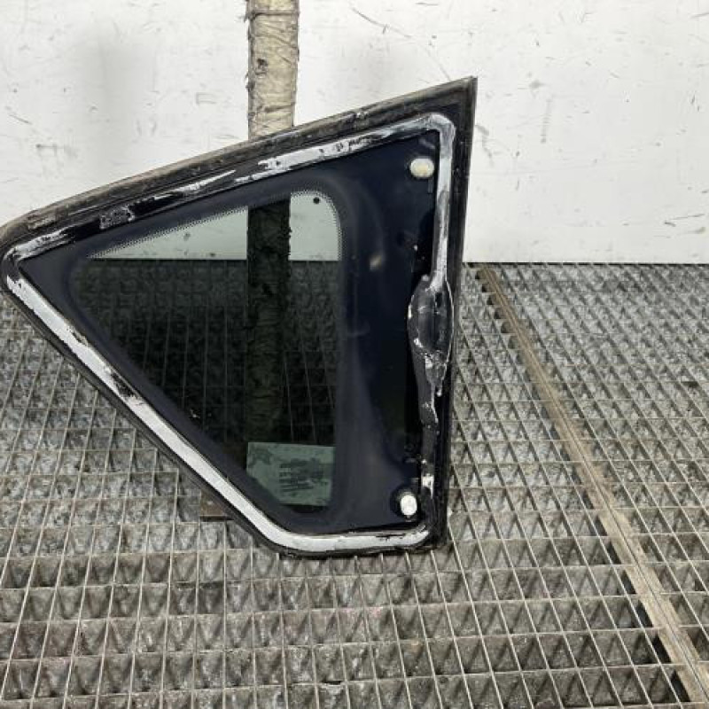 Custode arriere droit TOYOTA COROLLA VERSO 2 Photo n°4