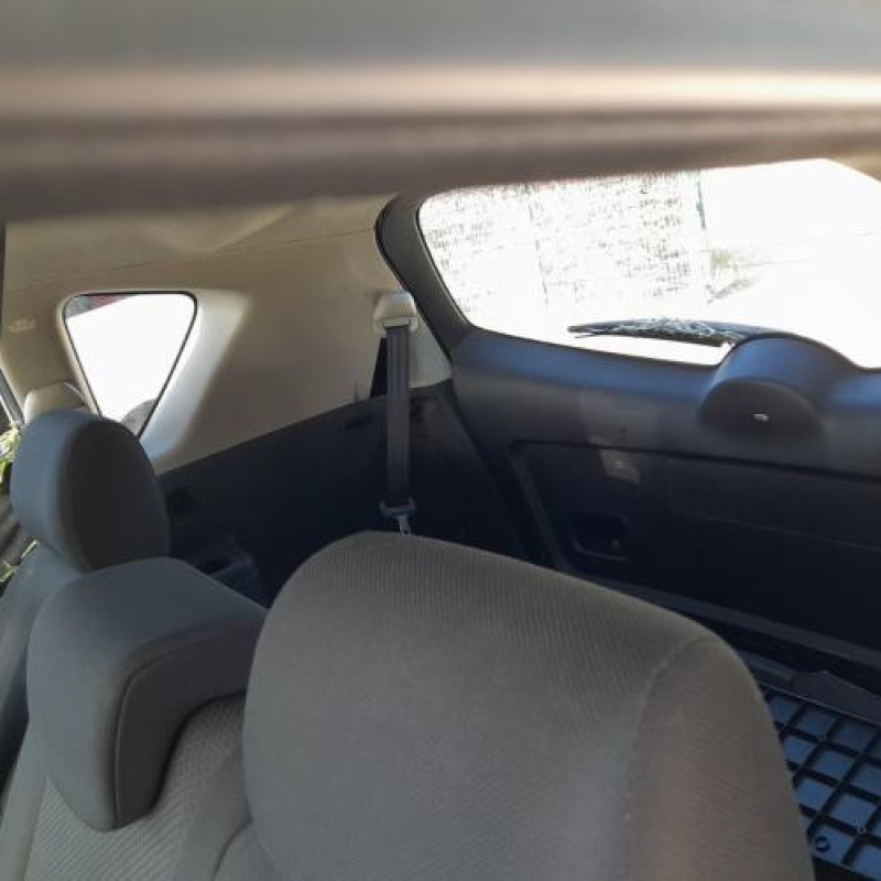 Custode arriere droit TOYOTA COROLLA VERSO 2 Photo n°17