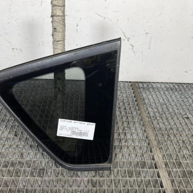 Custode arriere gauche TOYOTA COROLLA VERSO 2 Photo n°1