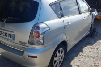 Custode arriere gauche TOYOTA COROLLA VERSO 2