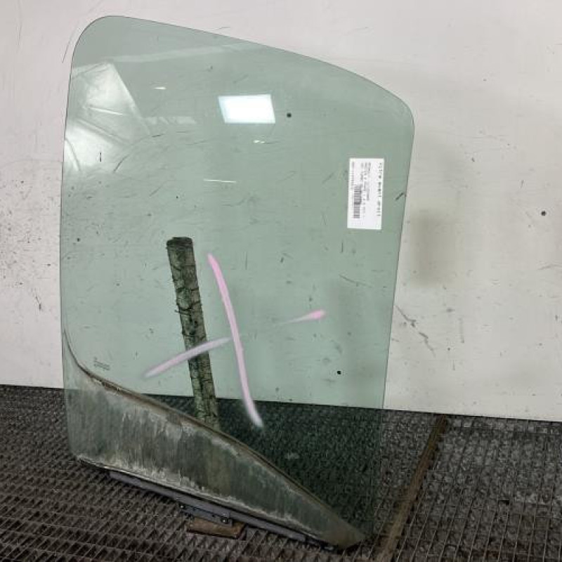 Vitre avant droit RENAULT MASTER 2 Photo n°2