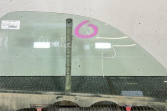 Vitre avant droit TOYOTA RAV4 2 Photo n°1