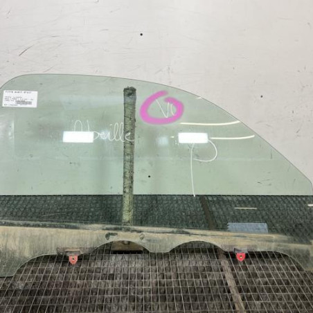 Vitre avant droit TOYOTA RAV4 2 Photo n°1